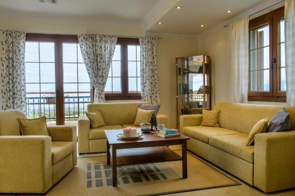Olympus Pantheon Luxury Villas 乐托卡亚 外观 照片